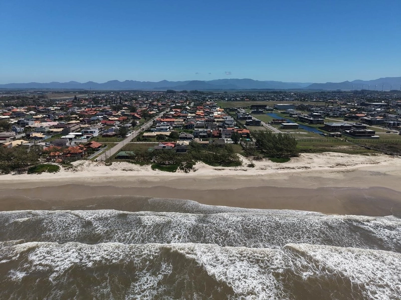 SOBRADO À VENDA EM XANGRI-LÁ, PRÓXIMO AO MAR: 36ª foto da galeria de imagens do imóvel