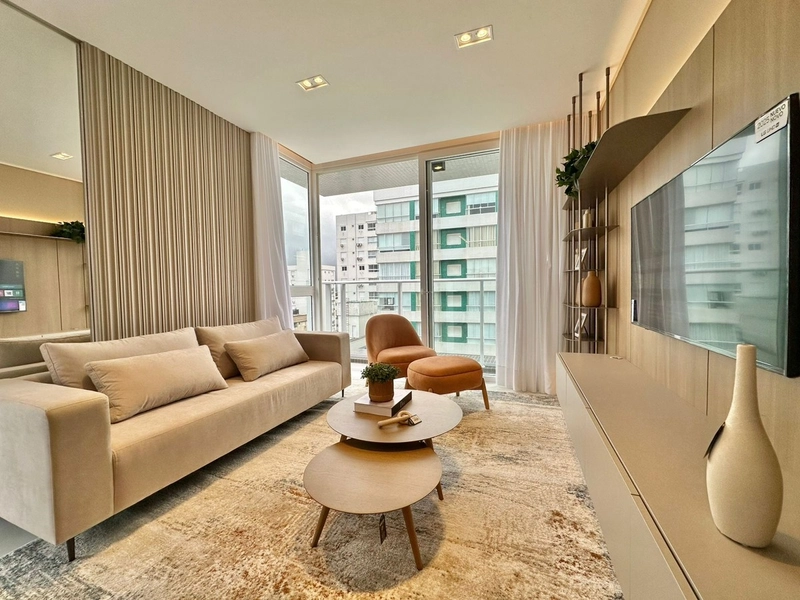 APARTAMENTO DE 3 DORMITORIOS MOBILIADO E DECORADO: 1ª foto da galeria de imagens do imóvel
