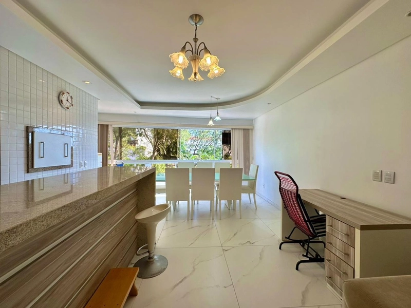 APARTAMENTO À VENDA , DE FRENTE COM TERRAÇO…: 2ª foto da galeria de imagens do imóvel