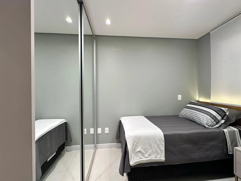 APARTAMENTO À VENDA  NO NAVEGANTES  SACADA DE FRENTE E TERRAÇO EM L: 19ª foto da galeria de imagens do imóvel