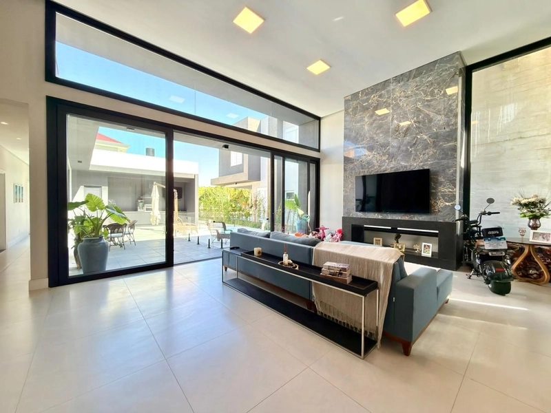 CONDOMÍNIO VELAS DA MARINA: 3ª foto da galeria de imagens do imóvel