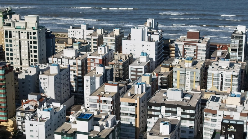 APARTAMENTO A VENDA : PRÓXIMO AO MAR: 27ª foto da galeria de imagens do imóvel