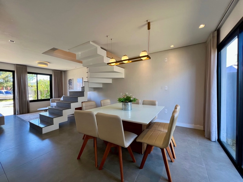 SOBRADO MOBILIADO E DECORADO A POUCOS METROS DO MAR: 9ª foto da galeria de imagens do imóvel