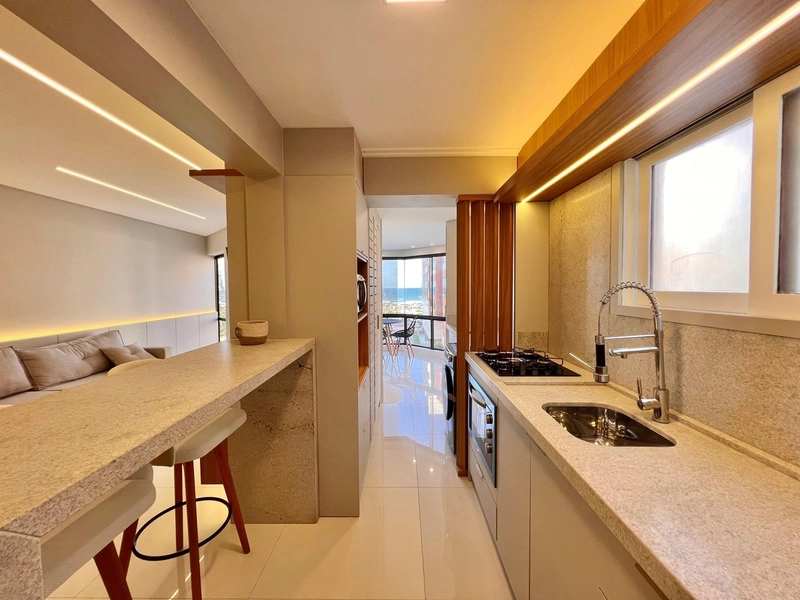 VISTA ETERNA PARA O MAR E PARA PRAÇA DO FAROL: 12ª foto da galeria de imagens do imóvel