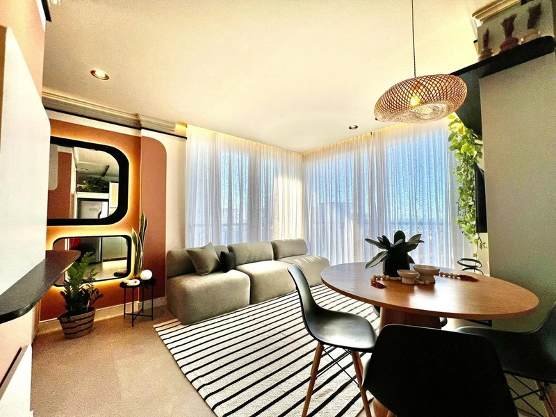 Apartamento moderno com vista para o mar 