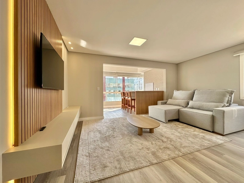 APARTAMENTO DE 03 DORMITÓRIOS NA AV. UBIRAJA: 2ª foto da galeria de imagens do imóvel