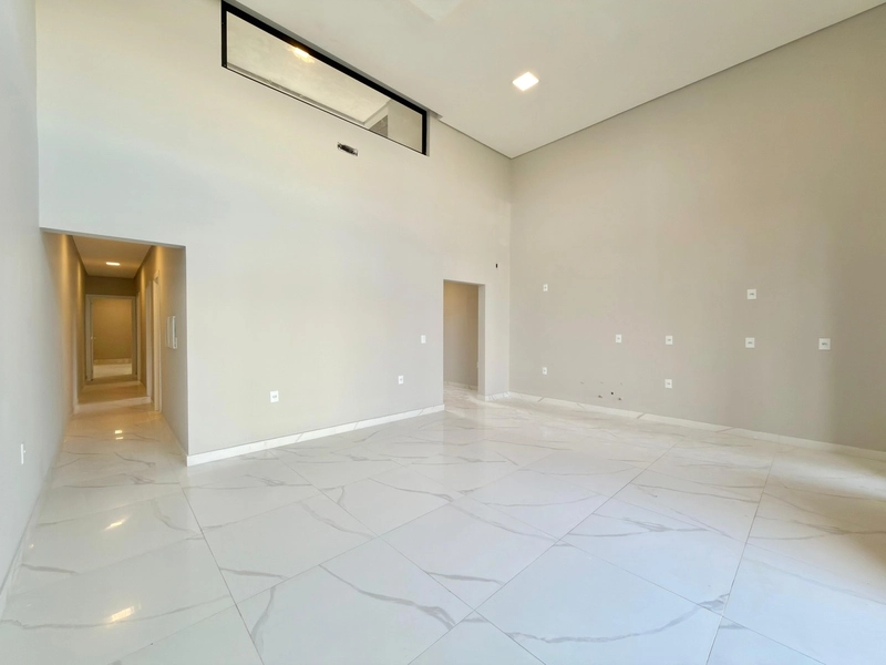 CASA À VENDA EM CAPÃO DA CANOA Com vista para o mar…: 3ª foto da galeria de imagens do imóvel