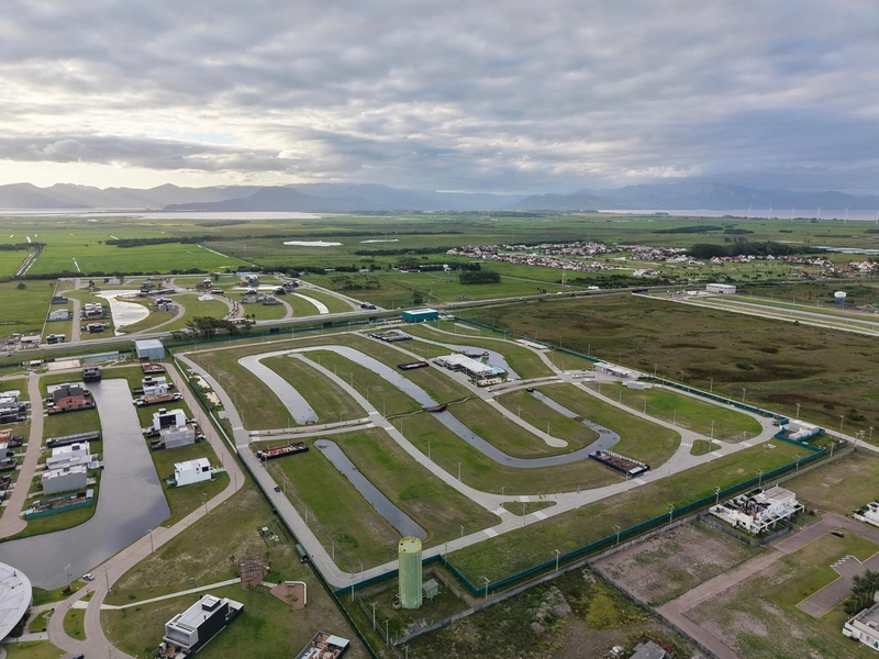 CONDOMÍNIO WAVE LOTE À VENDA: 3ª foto da galeria de imagens do imóvel