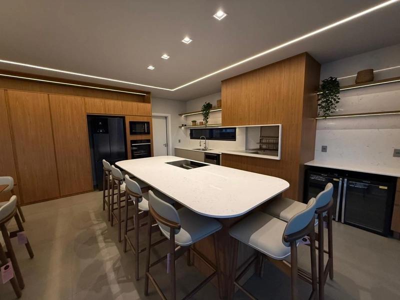 Sobrado com 411m2 a beira lago mobiliado e decorado: 10ª foto da galeria de imagens do imóvel