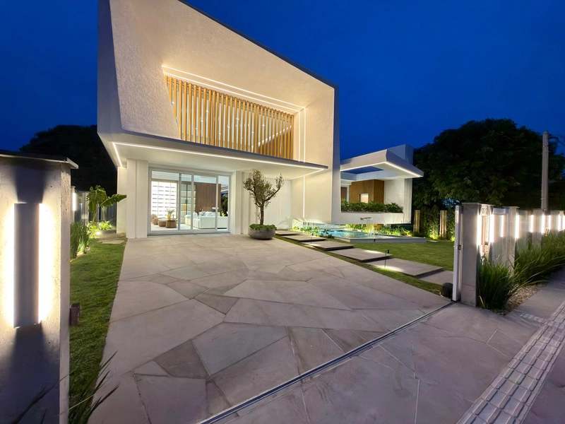 Sofisticação, exclusividade e arquitetura contemporânea: 2ª foto da galeria de imagens do imóvel