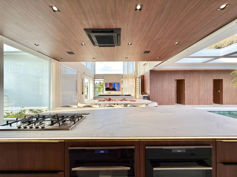 Sofisticação, exclusividade e arquitetura contemporânea: 74ª foto da galeria de imagens do imóvel