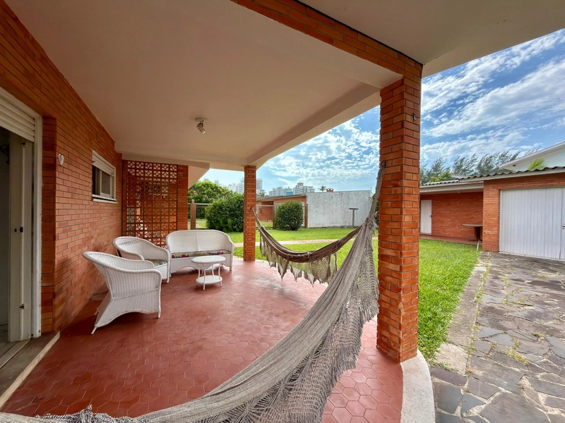 CASA EM ATLÂNTIDA COM DOIS TERRENOS: 13ª foto da galeria de imagens do imóvel