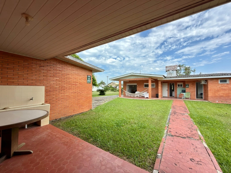 CASA EM ATLÂNTIDA COM DOIS TERRENOS: 12ª foto da galeria de imagens do imóvel