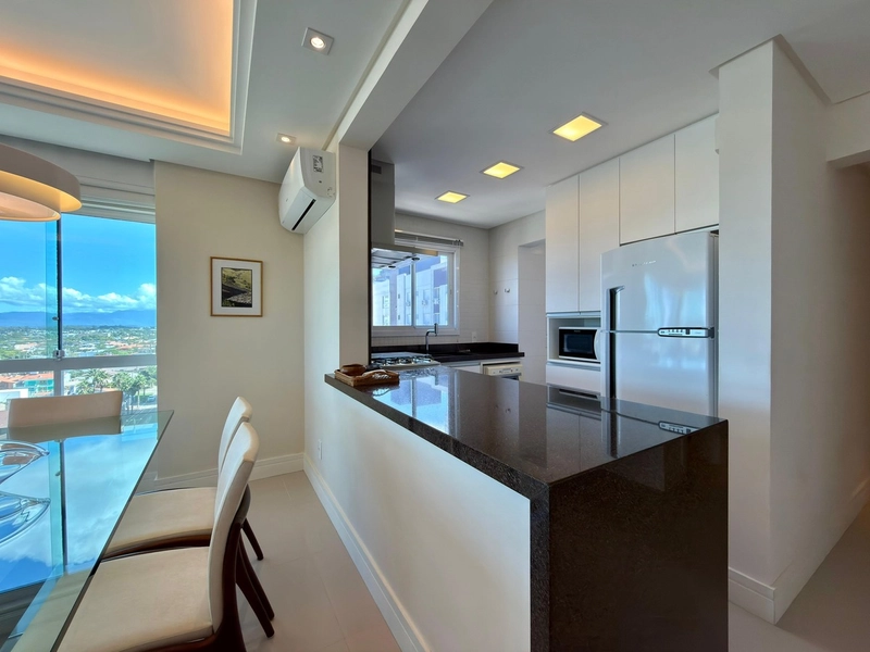 APARTAMENTO À VENDA COM VISTA ETERNA PARA O MAR: 15ª foto da galeria de imagens do imóvel