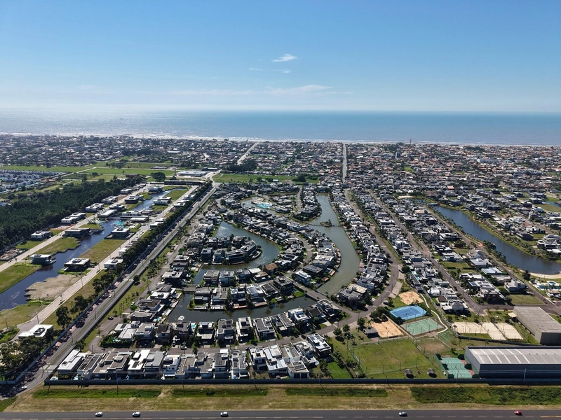 CONDOMÍNIO MALIBU BEACH SOBRADO BEIRA LAGO  À VENDA!!!: 49ª foto da galeria de imagens do imóvel