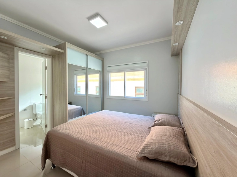 APARTAMENTO ESPAÇOSO,  ANDAR ALTO COM VISTA DO MAR: 26ª foto da galeria de imagens do imóvel
