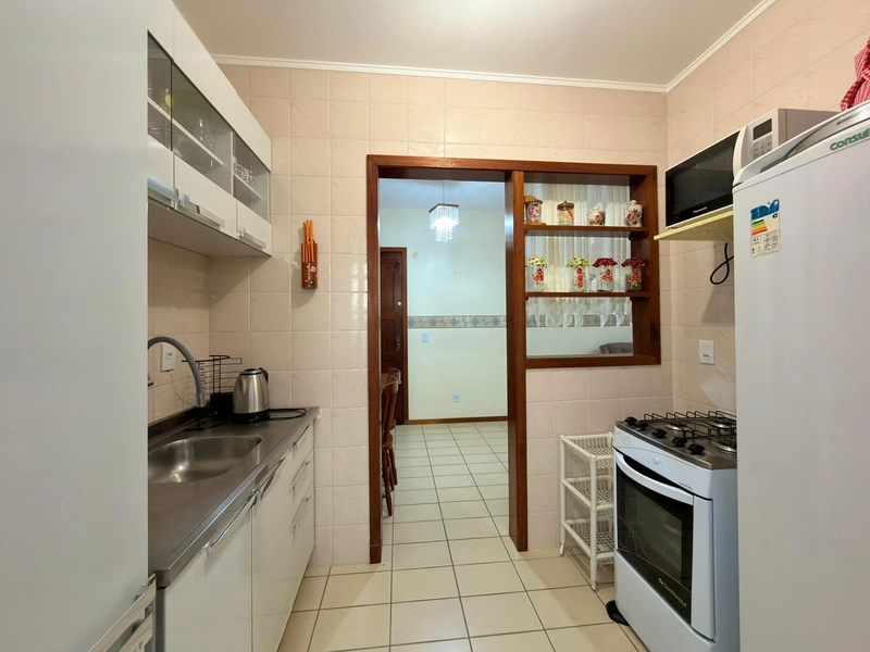 01 DORMITÓRIO COM BOX E 01 QUADRA DA BEIRA MAR: 7ª foto da galeria de imagens do imóvel