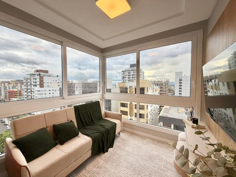 APARTAMENTO NA ZONA NOVA