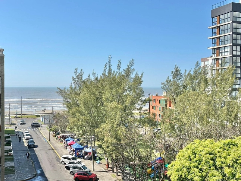 APTO À VENDA FRENTE PRAÇA E VISTA MAR | COM SACADA SEPARADA: 1ª foto da galeria de imagens do imóvel