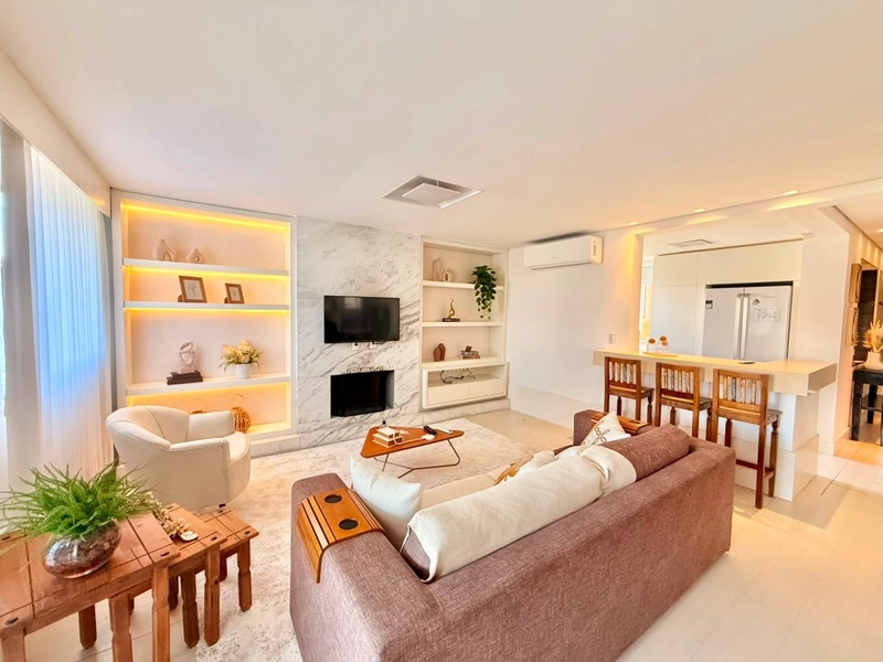SOBRADO DE 5 DORMITÓRIOS NO CONDOMINIO ROSSI: 3ª foto da galeria de imagens do imóvel