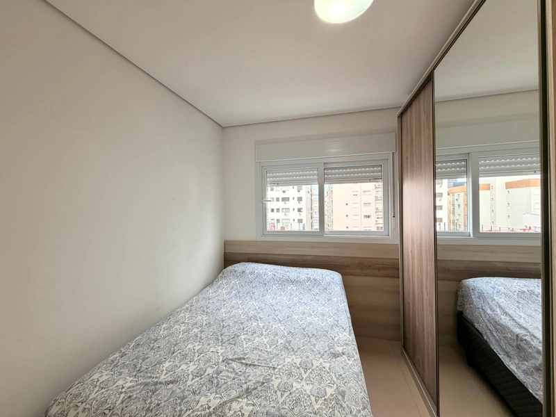 APARTAMENTO DE DOIS DORMITÓRIOS NO NAVEGANTES: 12ª foto da galeria de imagens do imóvel
