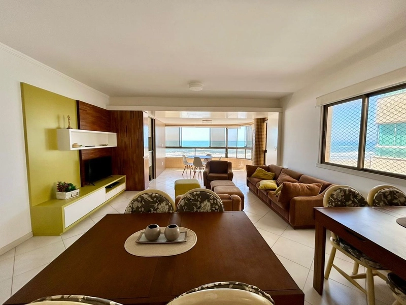 APARTAMENTO  COM VISTA ETERNA PARA O MAR: 11ª foto da galeria de imagens do imóvel