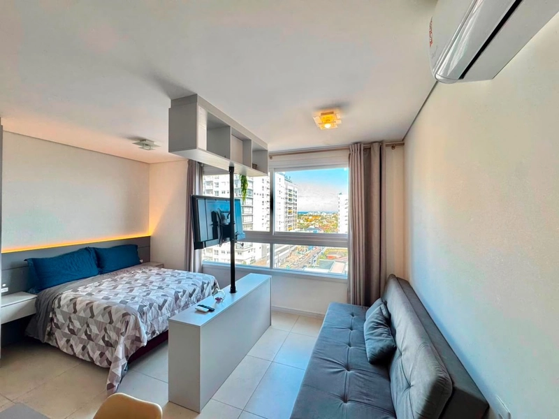 Excelente Loft mobiliado e decorado com infraestrutura completa: 2ª foto da galeria de imagens do imóvel