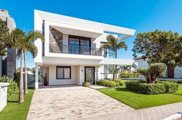 Mansão no condominio velas da marina: 1ª foto da galeria de imagens do imóvel