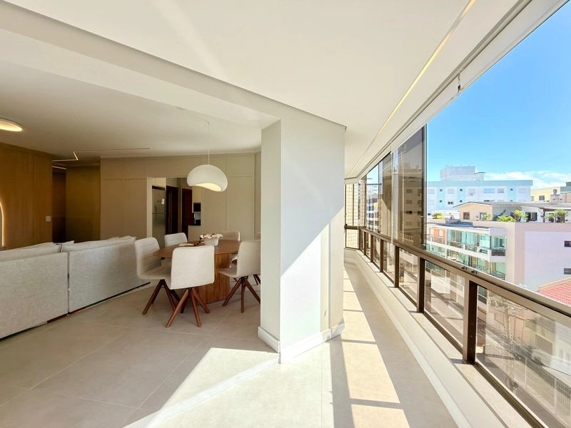 NO CENTRO DA CIDADE: 8ª foto da galeria de imagens do imóvel