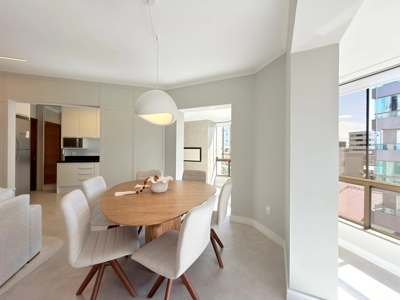 NO CENTRO DA CIDADE: 7ª foto da galeria de imagens do imóvel