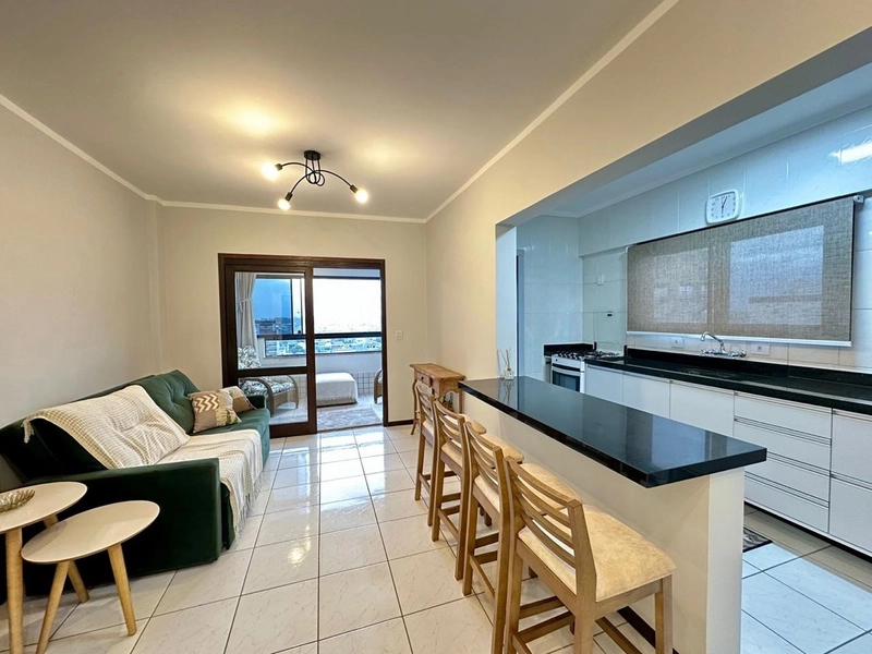 APARTAMENTO COM SACADA SEPARADA NO CENTRO DA CIDADE: 8ª foto da galeria de imagens do imóvel