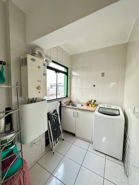 APARTAMENTO COM SACADA SEPARADA NO CENTRO DA CIDADE: 9ª foto da galeria de imagens do imóvel