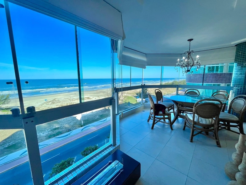 Exclusivo Apartamento na Beira Mar: 3ª foto da galeria de imagens do imóvel