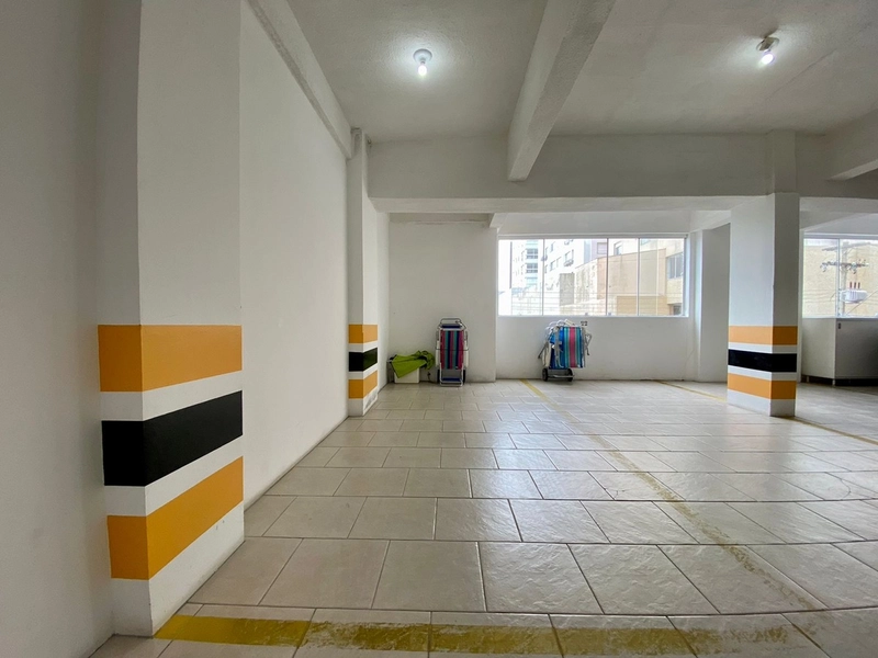 CENTRO COM SACADA DE FRENTE E CHURRASQUEIRA: 28ª foto da galeria de imagens do imóvel