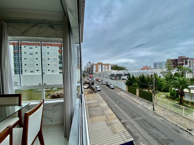 CENTRO COM SACADA DE FRENTE E CHURRASQUEIRA: 6ª foto da galeria de imagens do imóvel