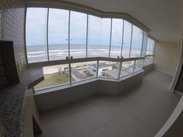 Excelente apartamento na Beira mar de Capão da Canoa: 1ª foto da galeria de imagens do imóvel