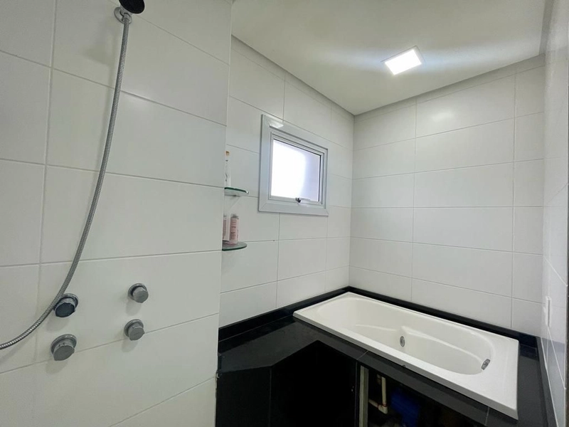 Apartamento Amplo de 3 Dormitórios com 208 m²: 22ª foto da galeria de imagens do imóvel