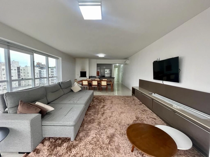 Apartamento Amplo de 3 Dormitórios com 208 m²: 5ª foto da galeria de imagens do imóvel