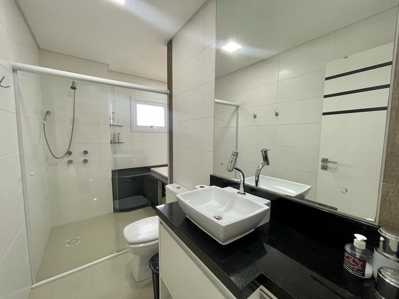 Apartamento Amplo de 3 Dormitórios com 208 m²: 19ª foto da galeria de imagens do imóvel