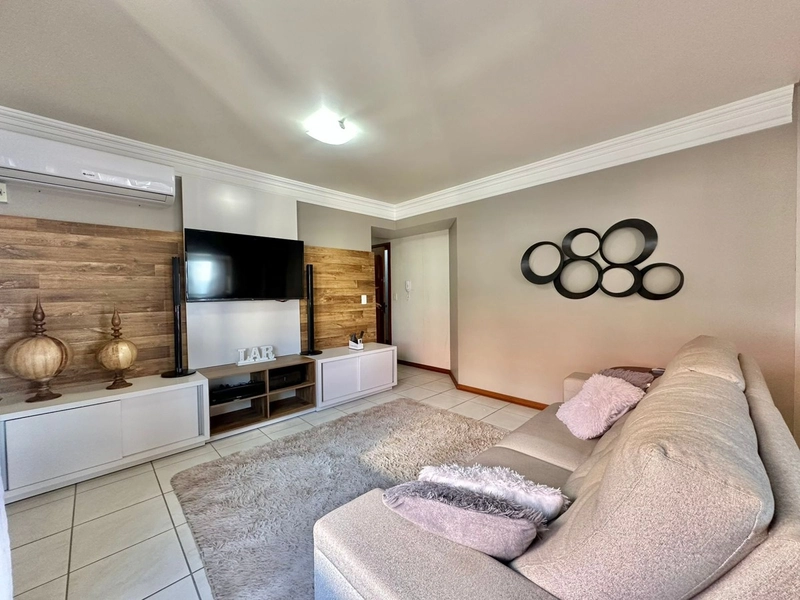 Amplo apartamento de 03 dormitórios a uma quadra do mar - vista mar: 4ª foto da galeria de imagens do imóvel