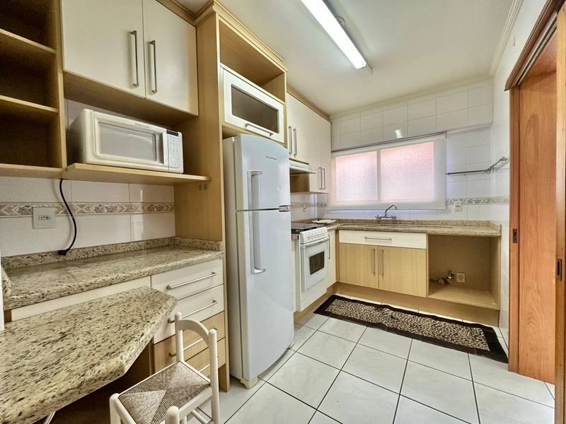 Amplo apartamento de 03 dormitórios a uma quadra do mar - vista mar: 15ª foto da galeria de imagens do imóvel