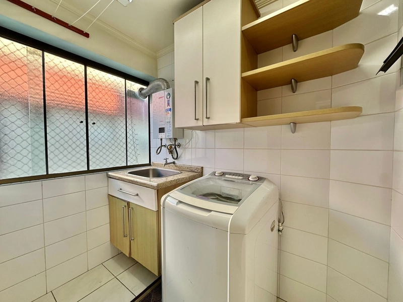 Amplo apartamento de 03 dormitórios a uma quadra do mar - vista mar: 16ª foto da galeria de imagens do imóvel