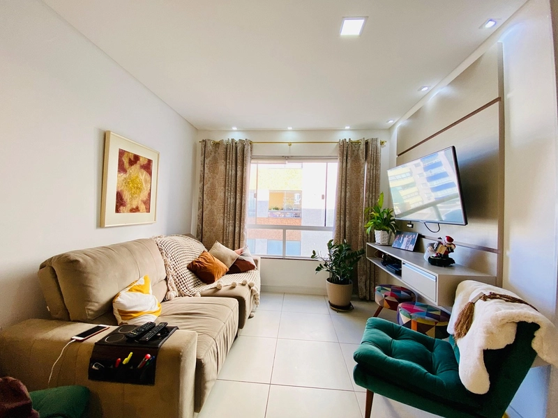 Lindo apartamento apenas 1 quadra do mar: 1ª foto da galeria de imagens do imóvel