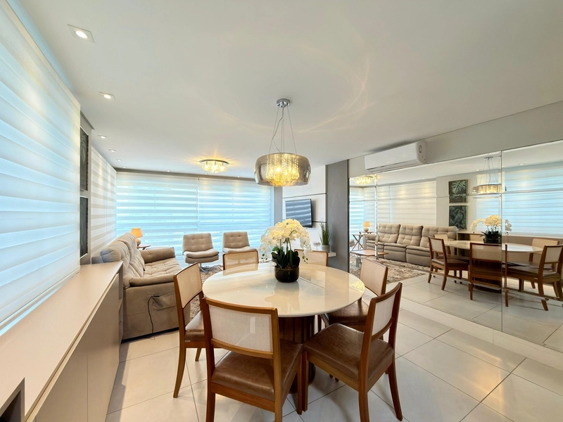 APARTAMENTO GRANDE PERTINHO DO MAR: 7ª foto da galeria de imagens do imóvel