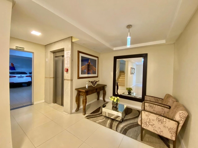 APARTAMENTO DE FRENTE: 3ª foto da galeria de imagens do imóvel