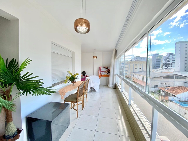 : 2ª foto da galeria de imagens do imóvel