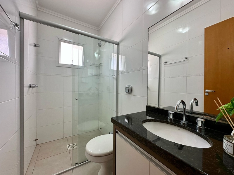 APARTAMENTO À VENDA DE ESQUINA COM VISTA LIBERADA PARA O MAR: 20ª foto da galeria de imagens do imóvel