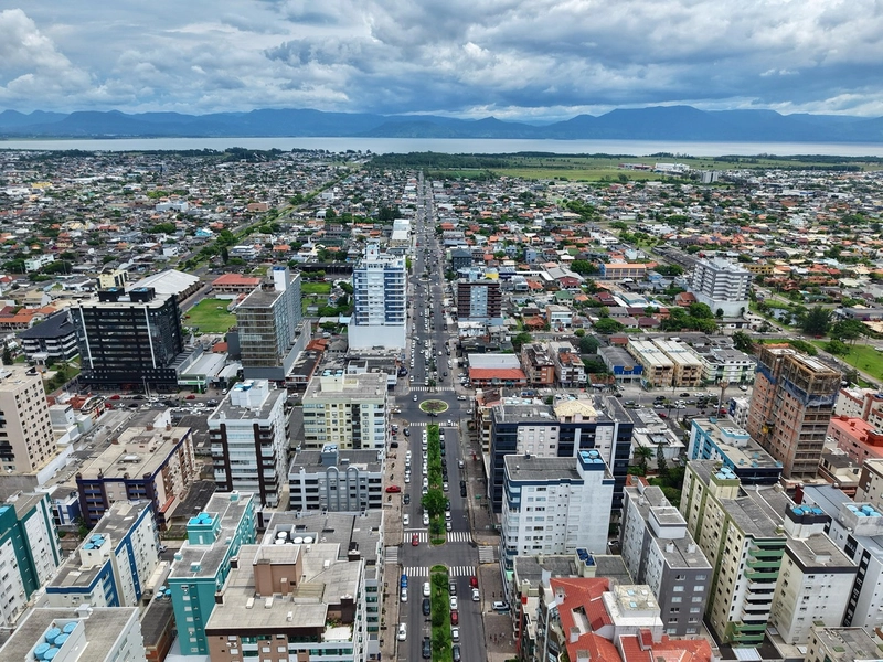 APARTAMENTO À VENDA DE ESQUINA COM VISTA LIBERADA PARA O MAR: 24ª foto da galeria de imagens do imóvel
