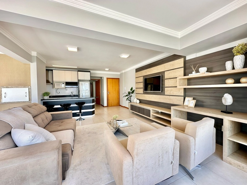 APARTAMENTO À VENDA DE ESQUINA COM VISTA LIBERADA PARA O MAR: 2ª foto da galeria de imagens do imóvel