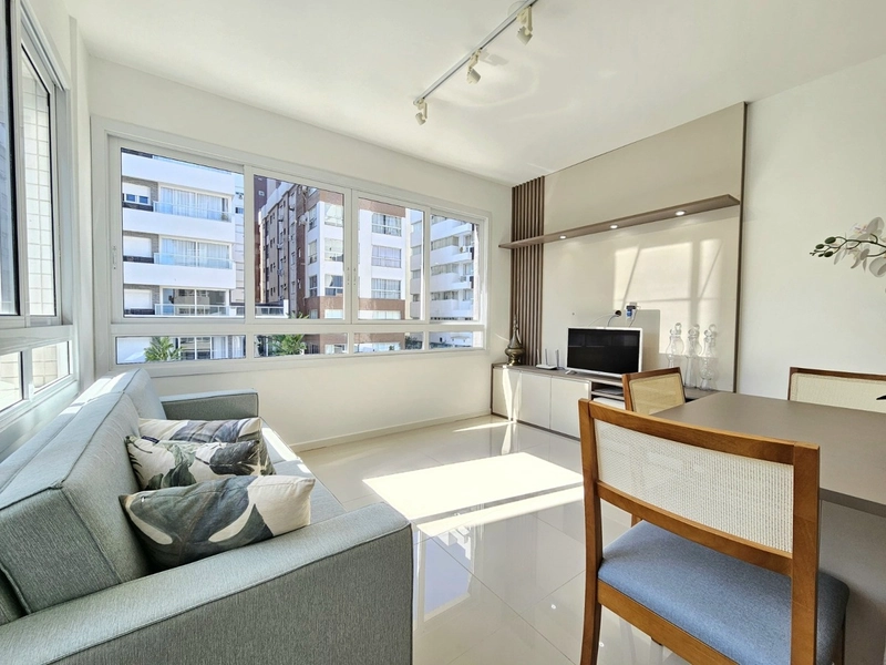 APARTAMENTO DE FRENTE NO BAIRRO NAVEGANTES!